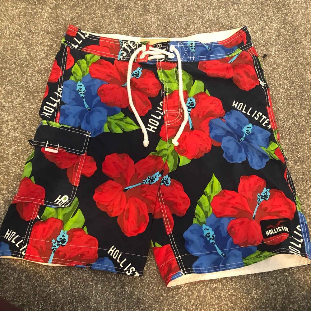 Men’s Hollister Bathingsuit